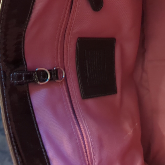 Coach Patent leather handbag - Picture 6 of 7